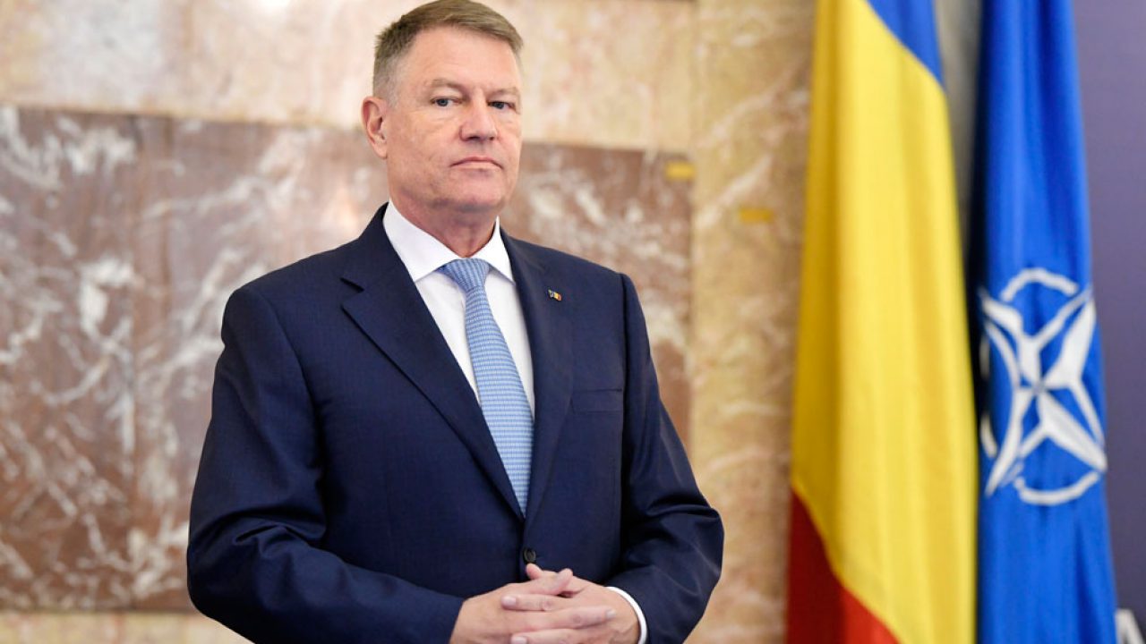 Imagine IneditÄƒ Cu Klaus Iohannis La 17 Ani PublicatÄƒ Pentru Prima DatÄƒ Elle Ro